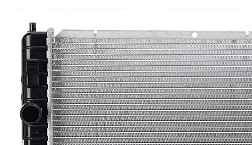 RADIATOR FOR CHEVY PONTIAC OLDS FITS MALIBU CUTLASS GRAND AM 2264