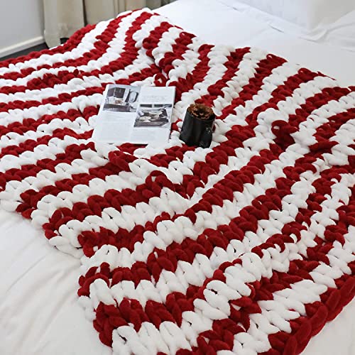 Maetoow Chenille Chunky Knit Blanket Throw (40×50 Inch), Handmade Warm & Cozy Blanket Couch, Bed, Home Decor, Soft Breathable Fleece Banket, Christmas Thick and Giant Yarn Throws, Red & White