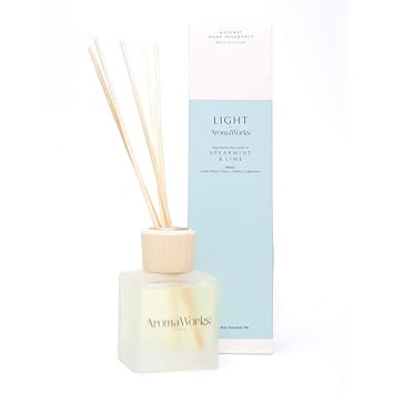 Amazon Com Aromaworks Light Spearmint And Lime Reed Diffuser Sweet Minty Citrus Herby Undertones Aroma 100 Pure Essential Oils From Around The Globe Natural Vegan Cruelty Free 3 4oz I Beauty