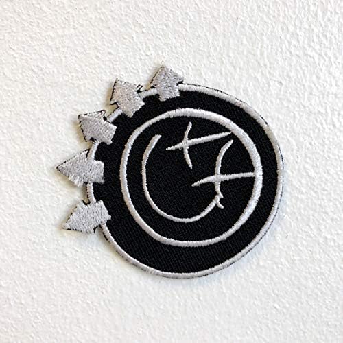 Blink 182 Rock Band Logo red Iron Sew on Embroidered Patch