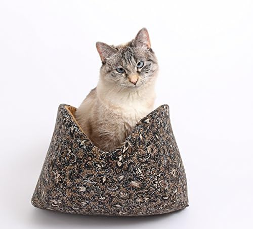 Bed for Big Cats - the Jumbo Cat Canoe with a bohemian look, made in brown batik cotton fabric