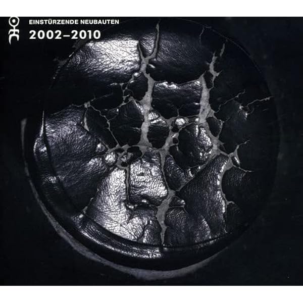 Amazon.com: Massive Black 2008-2012: 9781921002854: Kemp Remillard