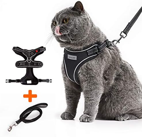 Le sure Cat Harness and Leash Set – Reflective Adjustable Oxford Soft Padded Cat Vest Harness and Leash for Walking Escape Proof, Black, Medium Large Size