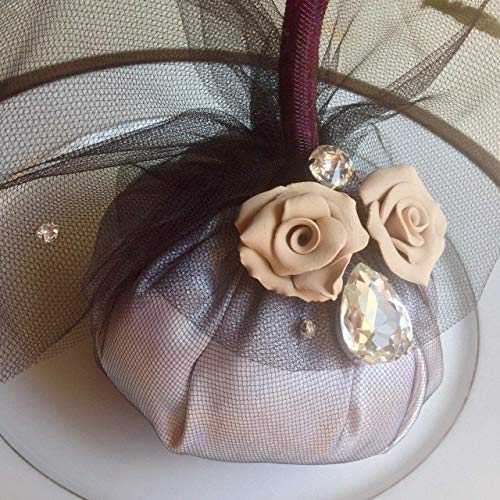 Tulle pumpkin with stem