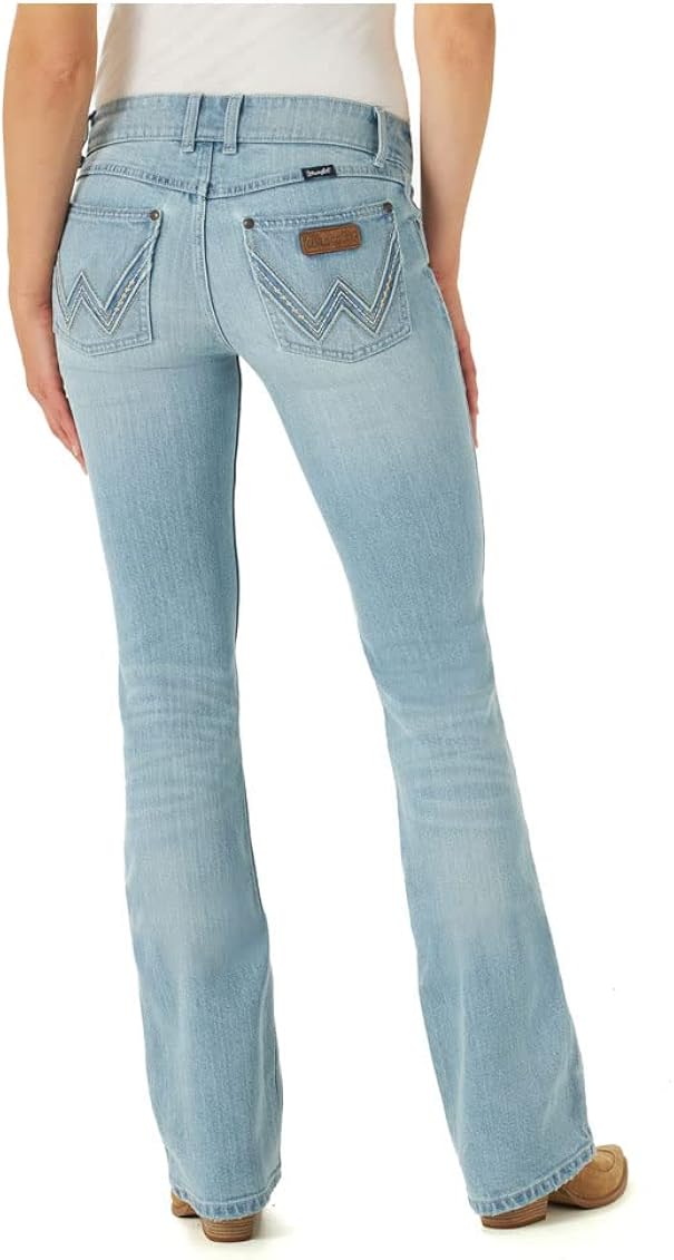 Wrangler Retro Mae Mid-Rise Bootcut in 