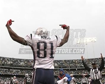 randy moss patriots jersey