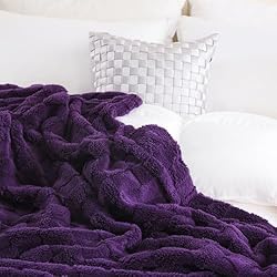 Linecooo Deep Purple Fleece Throw Blanket