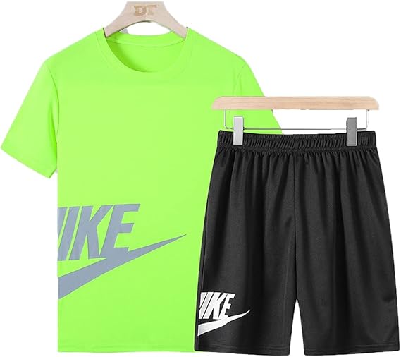 Amazon Tシャツ メンズ ジャージ セットアップ スポーツウェア 半袖シャツ ハーフパンツ タイツ スポーツ シャツ 上下 セット トレーニングウェア セットアップ 夏 2点セット 服 ゆったり 吸汗速乾 通気防臭 柔らかい 快適 大きいサイズ ルーム Tシャツ カットソー 通販