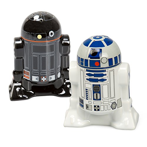 Star Wars Salt and Pepper Shakers - R2-D2 and R2Q5 - Add a little Star Wars to every Meal