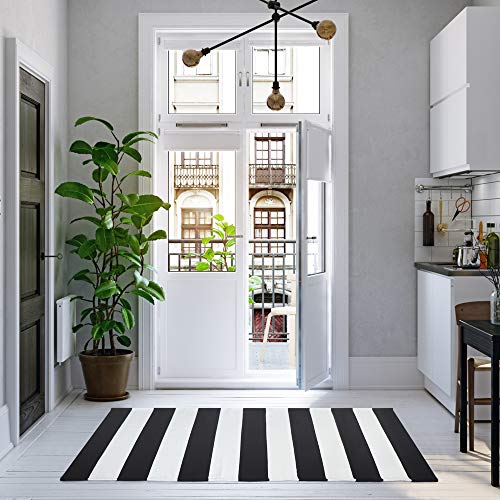 NANTA Black and White Striped Rug 5 x 6.5 (59"x79") Cotton Machine