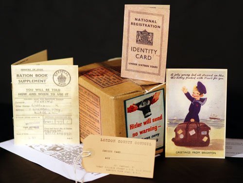 Gas Mask Boxes Ww2 - Perfect Replica 1940 S Ww2 Wartime Blitz Evacuee Child 1940 S Set Gas Mask Box Ration Book Id Card Postcard Luggage Label Buy Online In China At Desertcart
