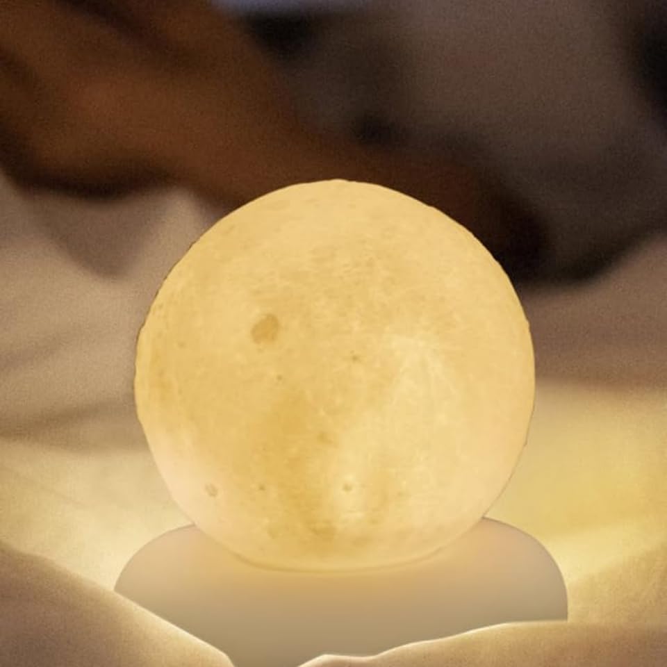 ILLUMYN Night Light Kids, Cute Soft Glow Protect Eyes Moon Space Night Light Lamp with 30mins Timer Rechargeable Nightlight for Kids Children Women Girls Toddler Bedroom Bedside Livingroom