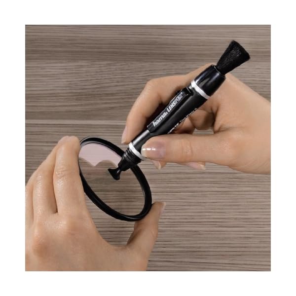 Hama Reinigungsstift zur Objektiv- und Filterreinigung, 11,5 cm lang, Lenspen DigiKlear, Schwarz/Silber – Bild 5