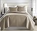 Southshore Fine Living, Inc. Full/Queen Quilt Set with 2 Matching Pillow Shams, Lightweight Full Size Quilt Coverlet, Easy Care, Machine Washable Queen Size Bedspread, Taupe
