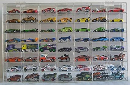 caja de 50 autos hot wheels