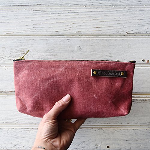 Medium Waxed Canvas Pouch in Moss