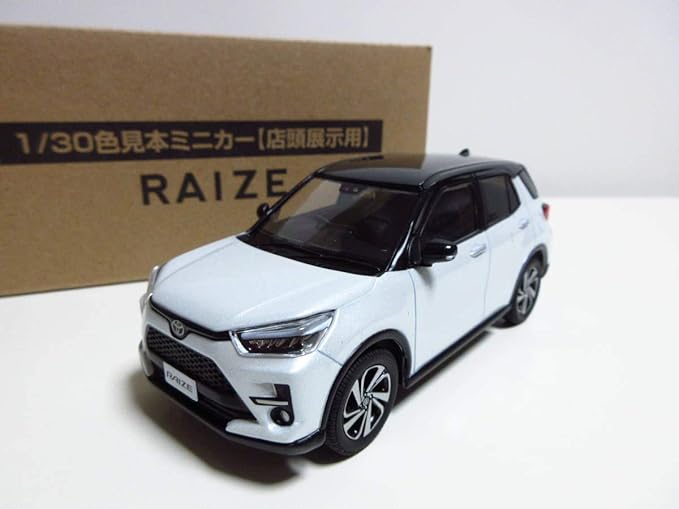 Amazon 1 30 トヨタ 新型ライズ Raize ダイハツ ロッキー Oem 非売品 カラーサンプル ミニカー ブラックマイカ シャイニングホワイトパール ミニカー ダイキャストカー ホビー