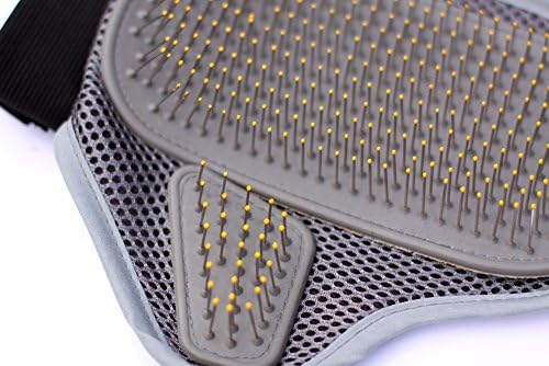 2-IN-1 Pet Hair &amp; Fur Remover Glove &amp; Pet Massager - BEST for removing fur quickly &amp; giving your pet an invigorating massage to improve circulation - One Size Fits All - Right Hand Deshedding Glove