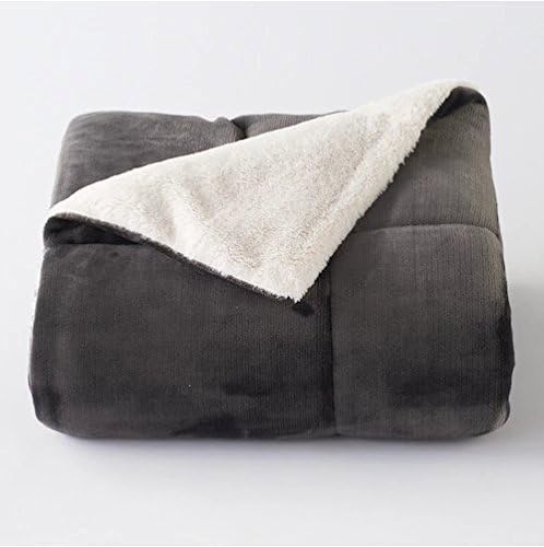 Cuddl Duds Kuschelige Und Weiche Uberwurfdecke Aus Kunstfell 50 X 60 Cm Grau Anthrazit Amazon De Kuche Haushalt