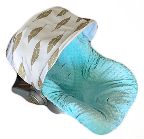 Baby Car Seat Cover, Canopy in white with gold feathers. Seat in aqua
blue minky. FREE strap covers included Baby Car Seat Cover, Canopy in white with gold feathers. Seat in aqua
blue minky. FREE strap covers included