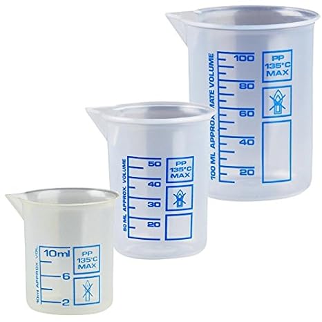 Drei Messbecher a 10, 50 und 100 ml, natur kleine Dosier-Becher, transparent Kosmetex Griffinbecher, Set klein