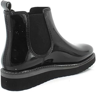 crimson elastic gore booties