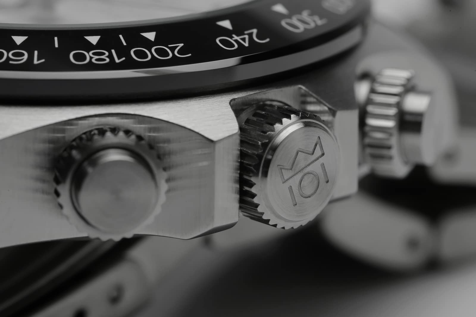 HYAKUICHI 101(ヒャクイチ 101) No.11 Hyakuichi Divers Chronograph Date Ceramic Bezel SIB