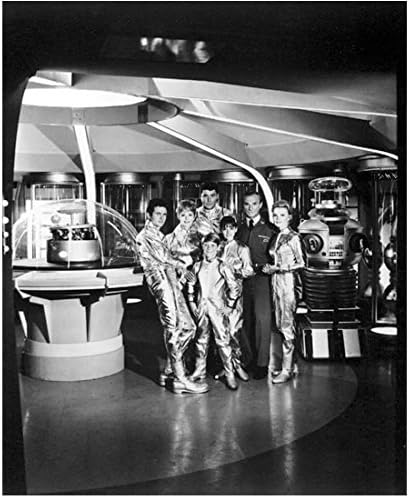 Lost In Space 1965 8 X 10 Photo Cast Photo W Robot Pose 4 Kn At
