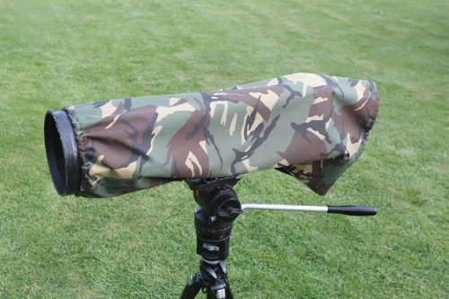 Rainsleeve cover for camera lenses. Large size in woodland DPM pattern material. Approx LENGTH SIZE is 60 CM