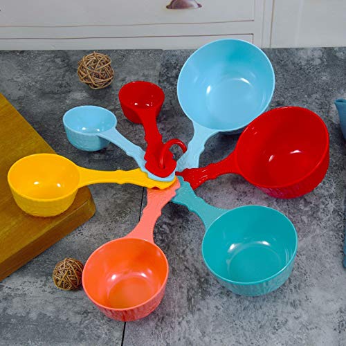 The Pioneer Woman Timeless Beauty 7Piece Melamine Measuring Cup Set