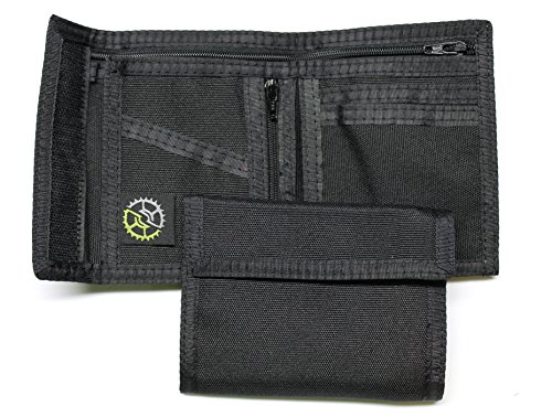 Nylon Bifold Wallet with Zippered Coin Pocket (Black)