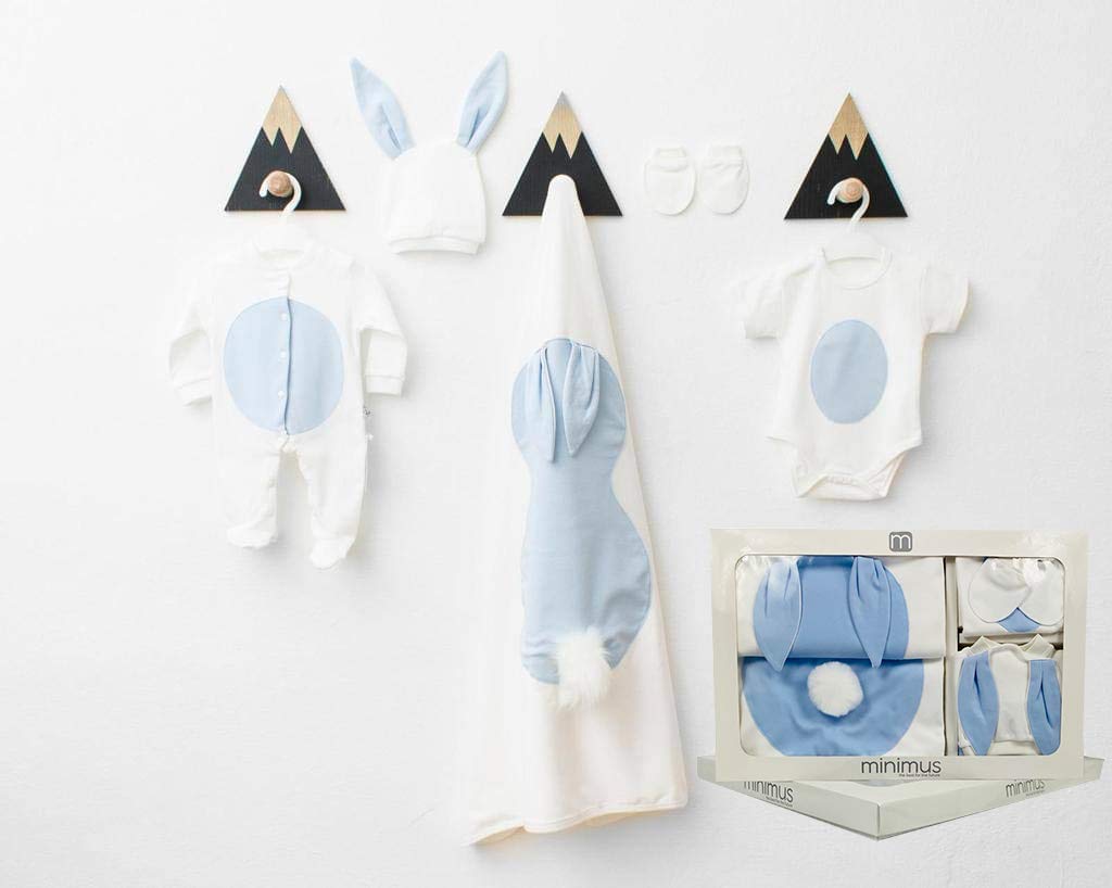 Baby Essentials for Newborn Boy: Baby Blanket, Sleepsuits, Grows, Mittens & Hat. Baby Hamper Gift: (White/Blue)
