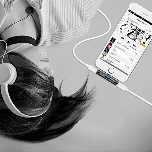 ZERKAR iPhone 7 Adapter & Splitter, 2 in 1 Dual Lightning Headphone Audio & Charge Adapter for iPhone 7 / 7 Plus, iPhone 8 / 8 Plus, iPhone X (Black)