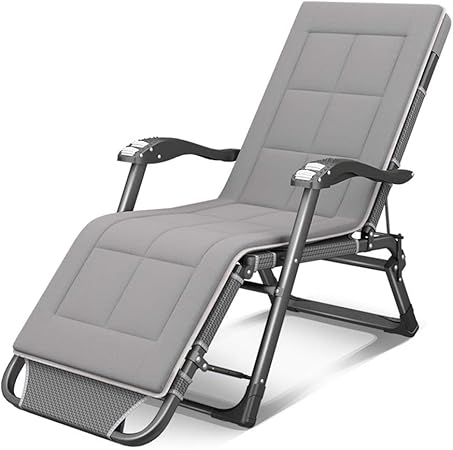 padded folding lounge chair