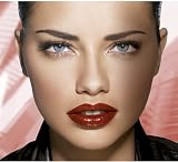 Maybelline Moisture Extreme Lipstick Passion Red - Hydrating Formula view 3