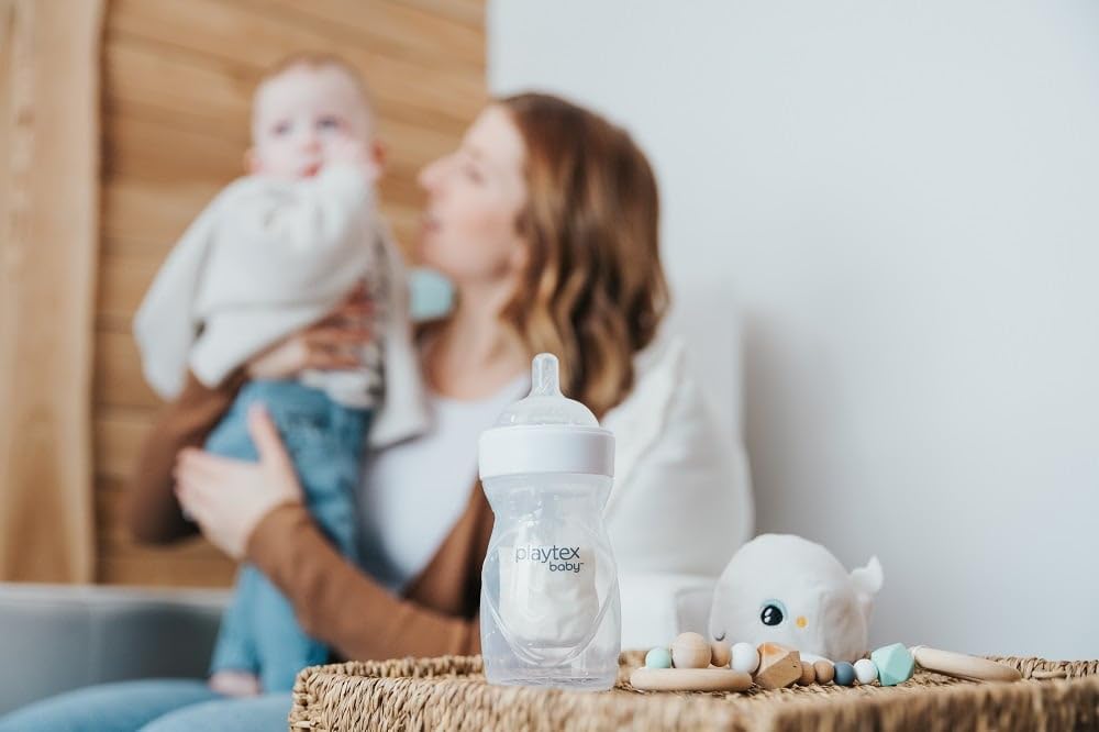 Playtex Baby NATURALATCH Comfort Wide Neck Nipples for Babies 3+ Months, Medium Flow (2 Count), Feeding Essentials for Newborn and Breastfeeding Babies