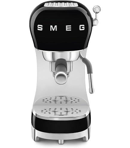 Amazon.com: Smeg White Stainless Steel 50's Retro Espresso Machine