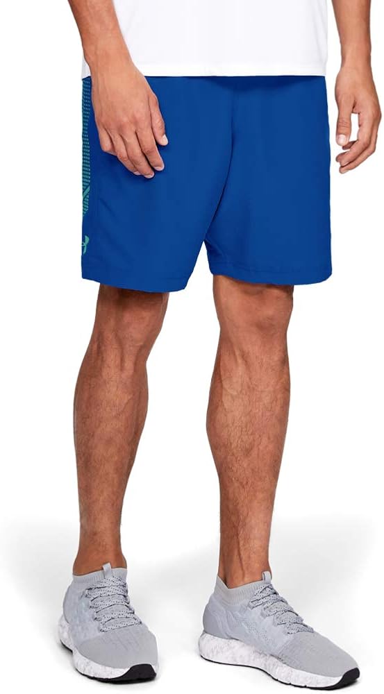 Under Armour Men's Woven Graphic Shorts: Clothing