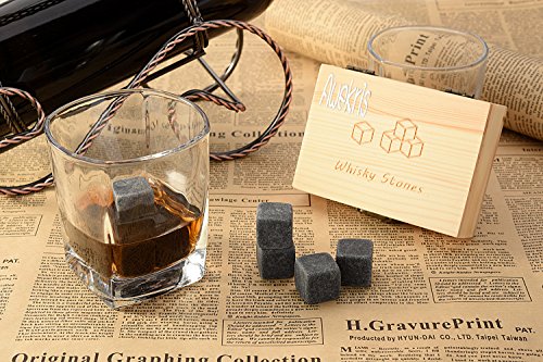 Awekris Whiskey Chilling Stones Set of 9 Drinking Rocks for Whiskey Vodka Cocktail, Made of 100% Pure Soapstone, Packed in Gift Box