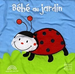 Bébé au jardin