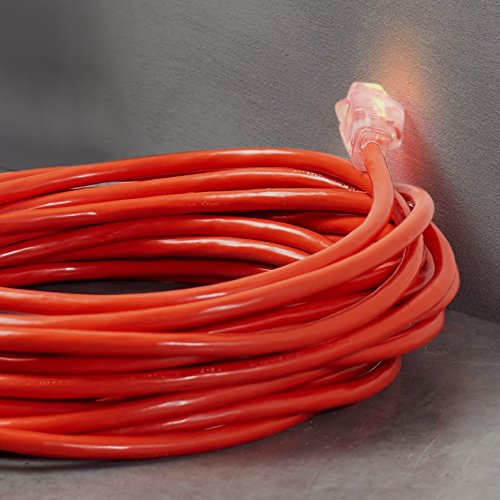 Amazon Basics 100Foot 3Prong HeavyDuty Indoor/Outdoor SJTW Lighted