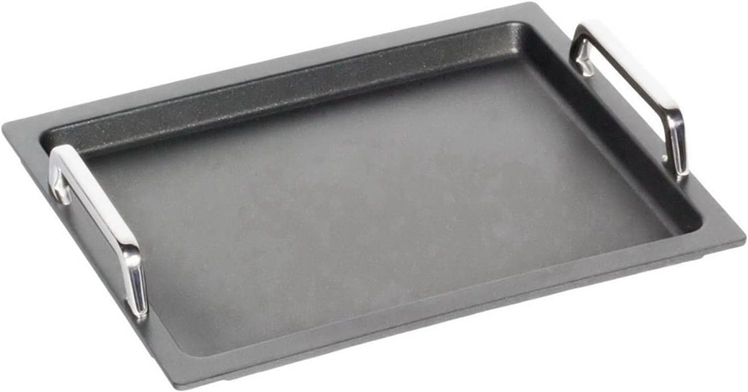 AMT Gastroguss "Klaus grillt" Gastronorm Grill Plate GN 1/2 Smooth, Not Suitable for Induction Cookers, 26.5 cm x 32.5 cm, 2 cm High, with Stainless Steel Handles, Lotan® Non-Stick Finish,