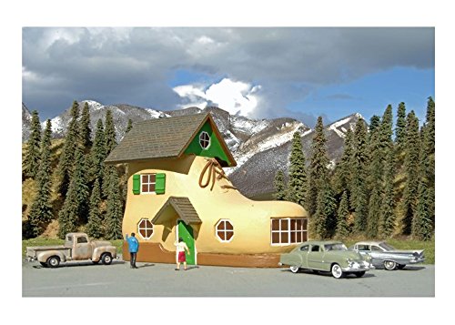 Bachmann Industries Shoe House HO Scale Train