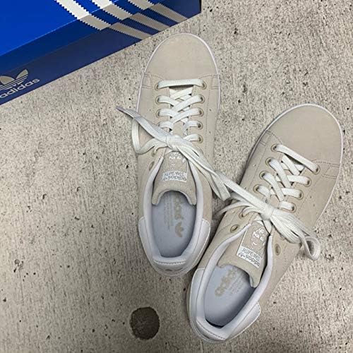 Amazon Co Jp アディダス Adidas スタンスミス スウェード Stan Smith Suede ライトベージュ ホワイト Fv1091 日本国内正規品 スポーツ アウトドア
