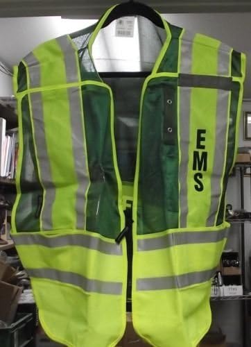 Smith & Wesson SVSW026 EMS Safety Vest Class 2 M/XL