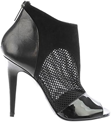Tamara Mellon Chief Designer Jimmy Choo Game Booties 6 Black