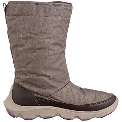 crocs duet busy day boot
