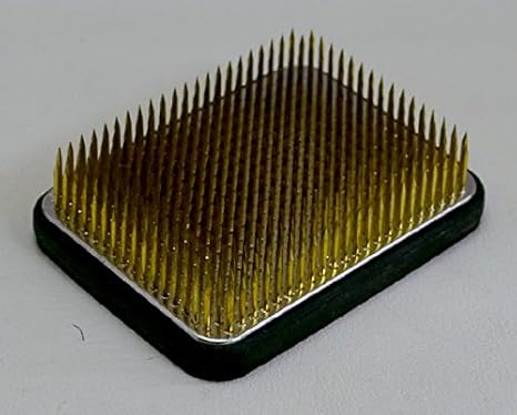 Amazon Co Jp 華道具 花器 生け花用 剣山 特大角 時間指定可 おもちゃ