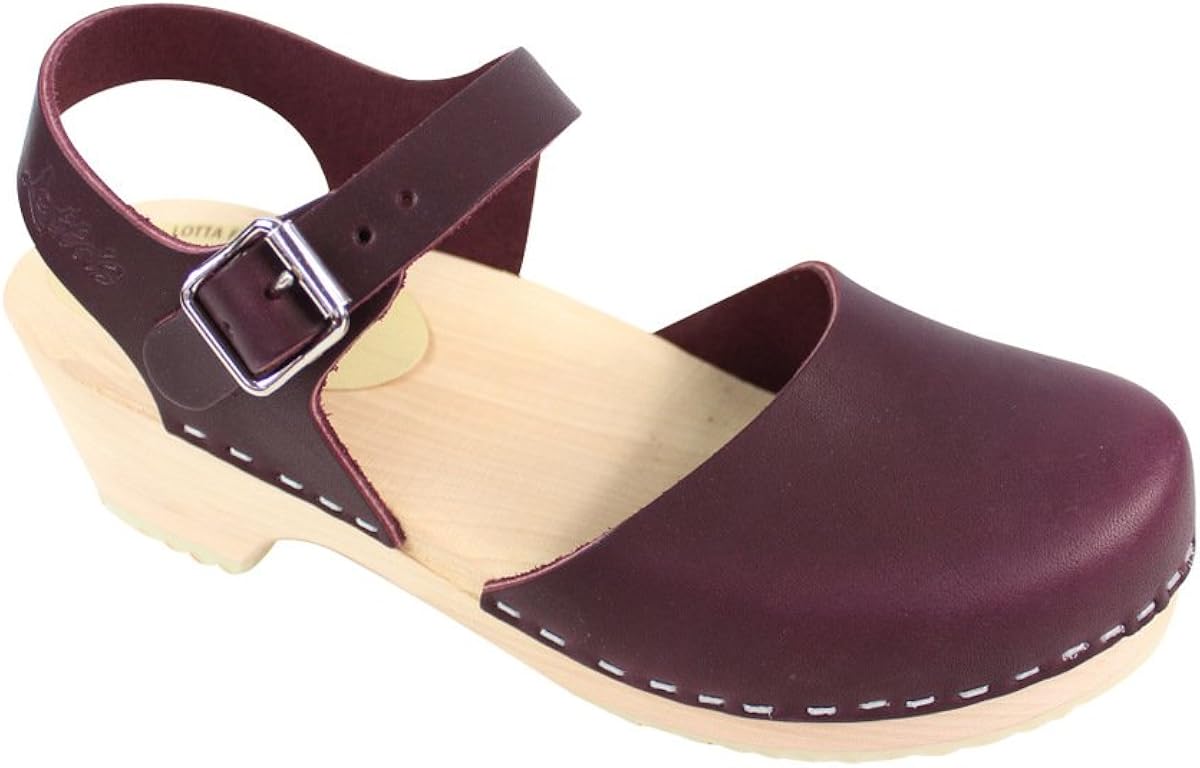 lotta low heel clogs