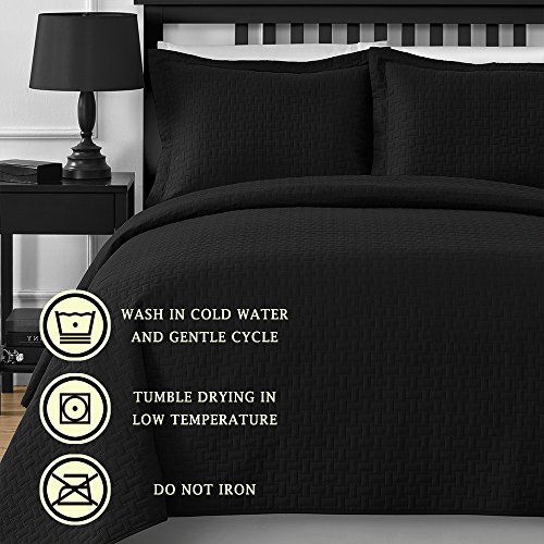 4 Lightweight+Oversized+Comfy+Bedding+Embossing